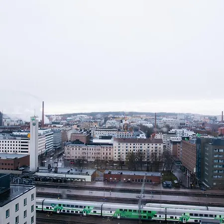 Huoneisto Tampereen Paraatipaikalla. 14. Kerros. Daire *