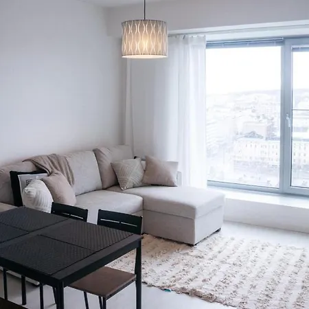 Апартаменты Huoneisto Tampereen Paraatipaikalla. 14. Kerros. Тампере