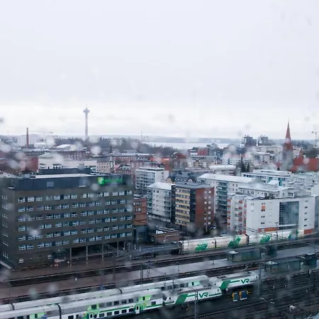 Huoneisto Tampereen Paraatipaikalla. 14. Kerros. Тампере