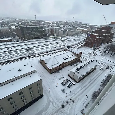 Huoneisto Tampereen Paraatipaikalla. 14. Kerros. Апартаменты *