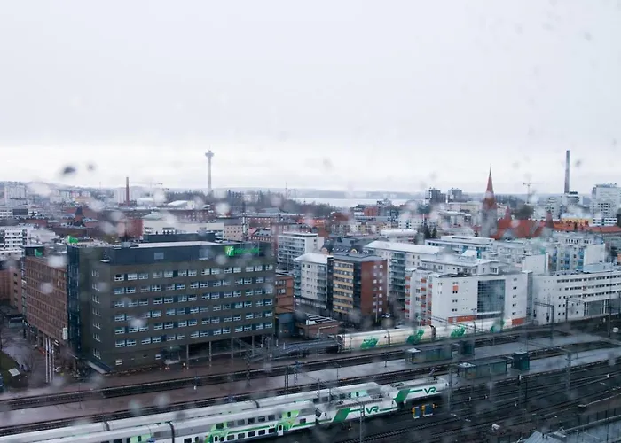 Huoneisto Tampereen Paraatipaikalla. 14. Kerros. Tampere